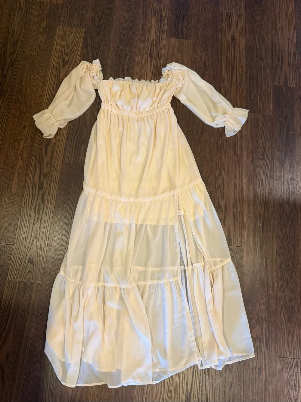 Off The Shoulder Ruffled Maxi Dress - Picture 4 of 11